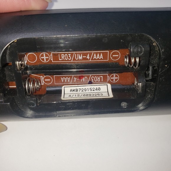 LG Remote Control AKB72915240 MISSING BACK COVER - Picture 3 of 4